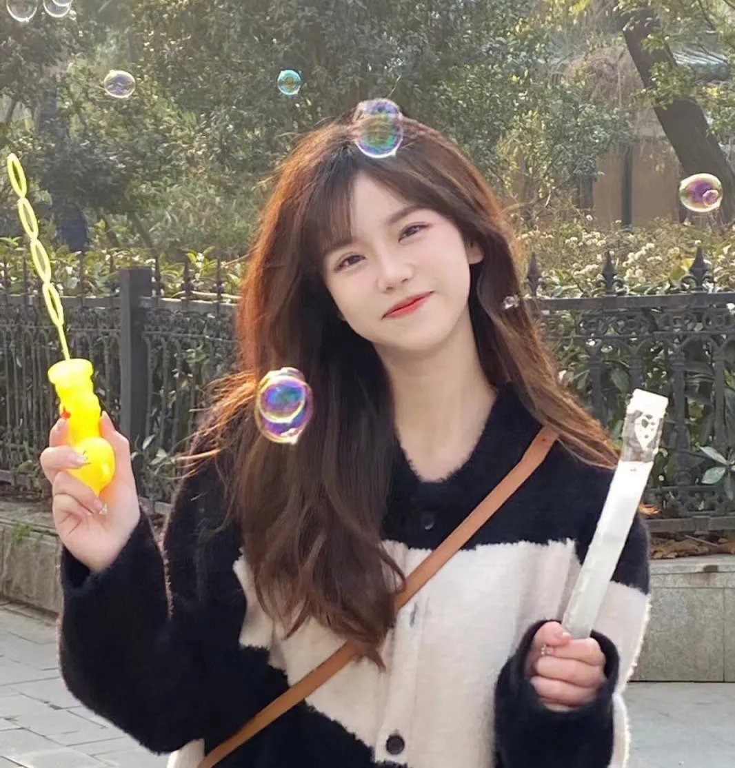 萌宝心声掉马，昏君爹地又欺天啦